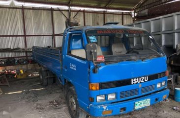 isuzu elf wide 14 feet