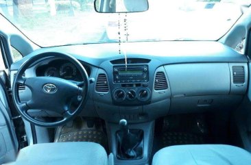 Toyota Innova J 2010 gas 2.0 silver for sale