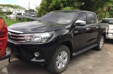 2016 Newlook Toyota Hilux 4x4 G DsL Manual Black for sale