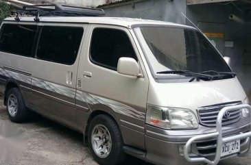 For sale Toyota Hiace Super Grandia 2002 model