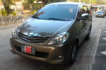 Toyota Innova 2.5 G AT First owner