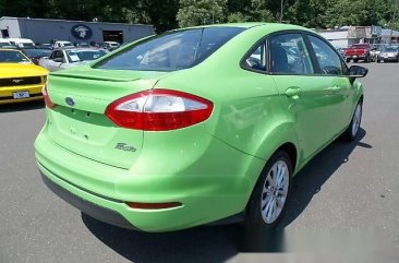 Ford Fiesta Color Green model 2014