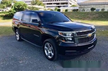 2015 Chevrolet Suburban LT First Owned Almost New
