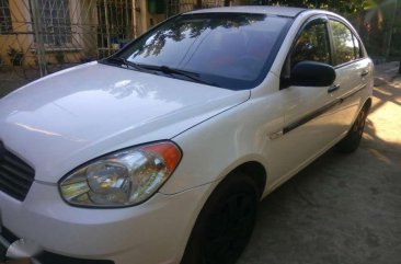 Hyundai Accent 2010 Manual White Sedan For Sale 