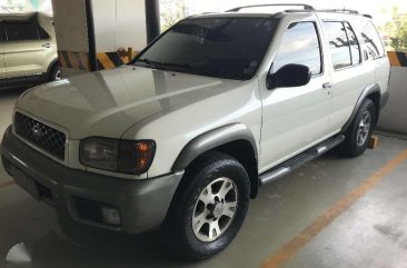 2001 Nissan Pathfinder V6 350se for sale