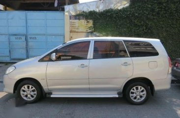 2010 TOYOTA INNOVA E Silver SUV For Sale 