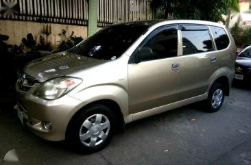 Toyota Avanza 2009 Golden Very Fresh For Sale 