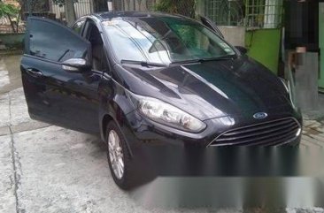 Ford Fiesta Color Black Automatic 2014