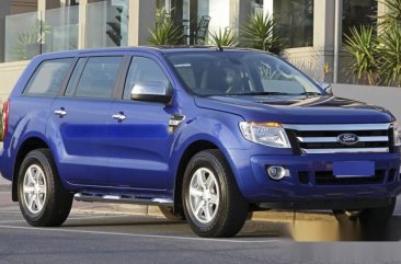 Ford Everest 4x2 hatchback Blue Color 2013 model