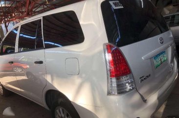 2010 Toyota Innova 2.5 J Manual White for sale