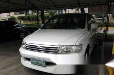 Mitsubishi Grandis 2000 • Diesel • Automatic