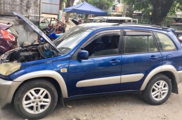 For sale Toyota Rav4 2004 model Blue