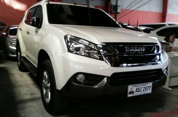 Well-maintained Isuzu MU-X 2016 for sale