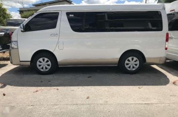 2017 Toyota Hiace GL Grandia Manual Pearl White for sale