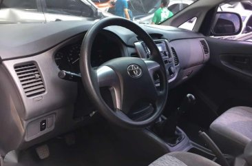 2014 Toyota Innova E DSL Manual Red For Sale 