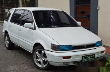 1994 Mitsubishi SPACE WAGON M T 17in Mags