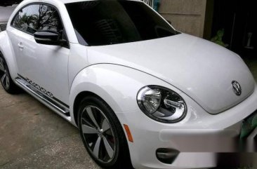 Well-maintained Volkswagen Beetle 2.0L 2013 for sale