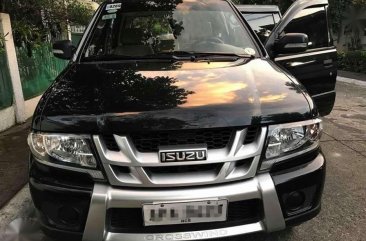 Isuzu Crosswind XUV 2015 Black SUV For Sale 