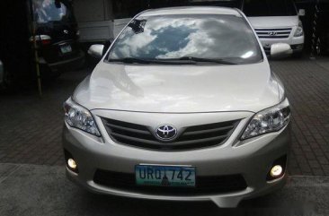 Well-kept Toyota Corolla Altis 2013 for sale