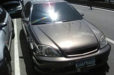 Well-kept Honda Civic 2000 for sale