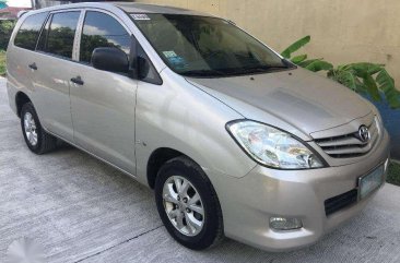 Toyota Innova 2011 E Automatic Diesel Beige For Sale 