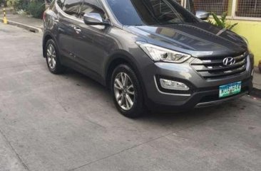 Hyundai Santa Fe 2014 4x2 AT for sale 