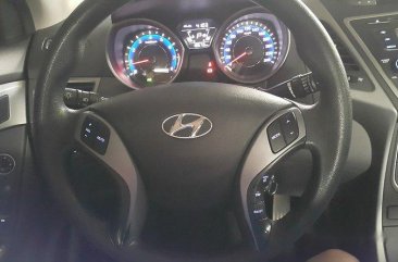 Well-maintained Hyundai Elantra 2015 for sale