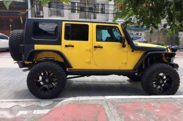 Jeep Rubicon gas lift set up 2008 for sale 