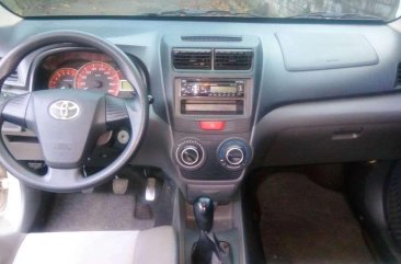 2014 Toyota Avanza 1.3 J MT White For Sale 