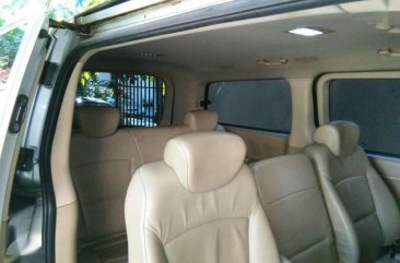 Hyundai Grand Starex Gold 2009 Silver For Sale 