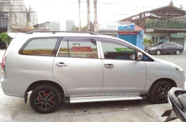 FOR SALE: Toyota Innova J 2008 Manual Transmission