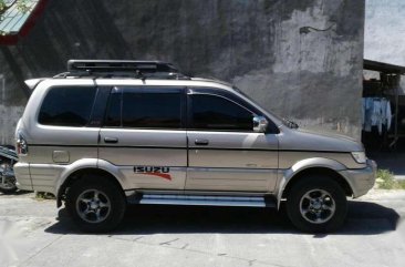 Isuzu Crosswind XUVi 2003 Matic Silver For Sale 