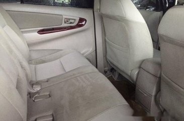 Toyota Innova 2006 G M/T for sale 