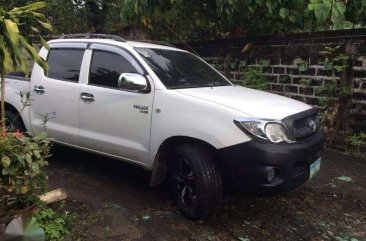 FOR SALE: Toyota Hilux 2010 J