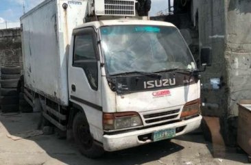 Like new Isuzu Elf for sale