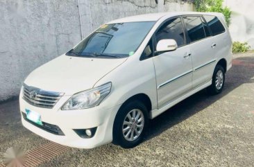 Toyota Innova 2.5G Diesel Manual Trans Pearl White for sale