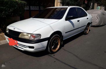 Nissan Sentra Series 4 2000 White Sedan For Sale 