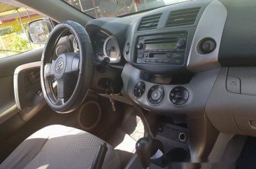 Well-maintained Toyota RAV4 2005 for sale