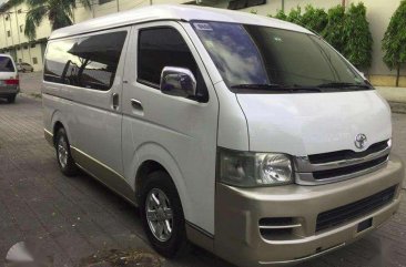 2010 Toyota Hiace GL Grandia Manual transmission for sale