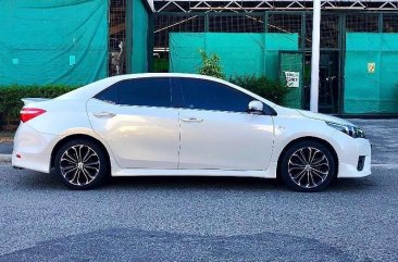2014 Toyota Corolla Altis 1.6V 7speed AT for sale