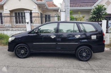 Toyota Innova Black 2013 Model for sale