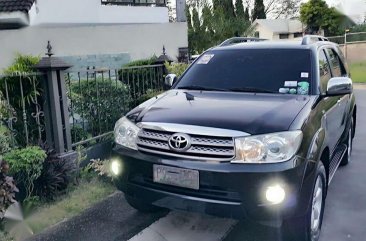 Toyota Fortuner Diesel 2011 Automatic For Sale 