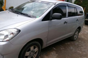 Toyota Innova J 2012 Top of the Line For Sale 