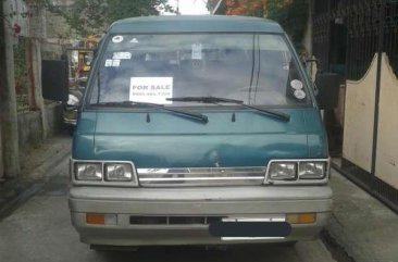 Hyundai Grace 1996 Model Green Van For Sale 