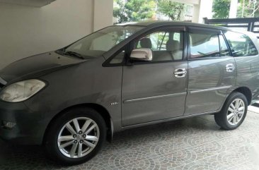 Toyota Innova G 2005 AT Gray For Sale 