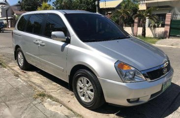 Kia Carnival 2013 SWB MT FOR SALE