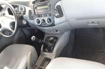 Toyota Innova j 2012 for sale 