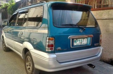 Toyota Revo sr 2001 manual for sale 