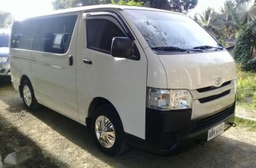 2015 Toyota Hiace commuter for sale 