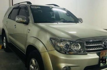 2009 Toyota Fortuner AT Silver Very Fresh For Sale 